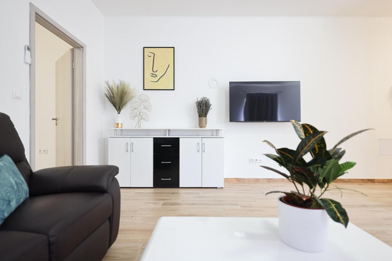 Mathilda'S Apartment زادار المظهر الخارجي الصورة